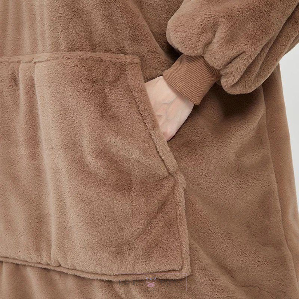 Hooded Blanket SweatshirtOne Size Fits All Mango People