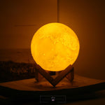 Load image into Gallery viewer, Take Me To The Moon Lamp Table Lamps Mango People International