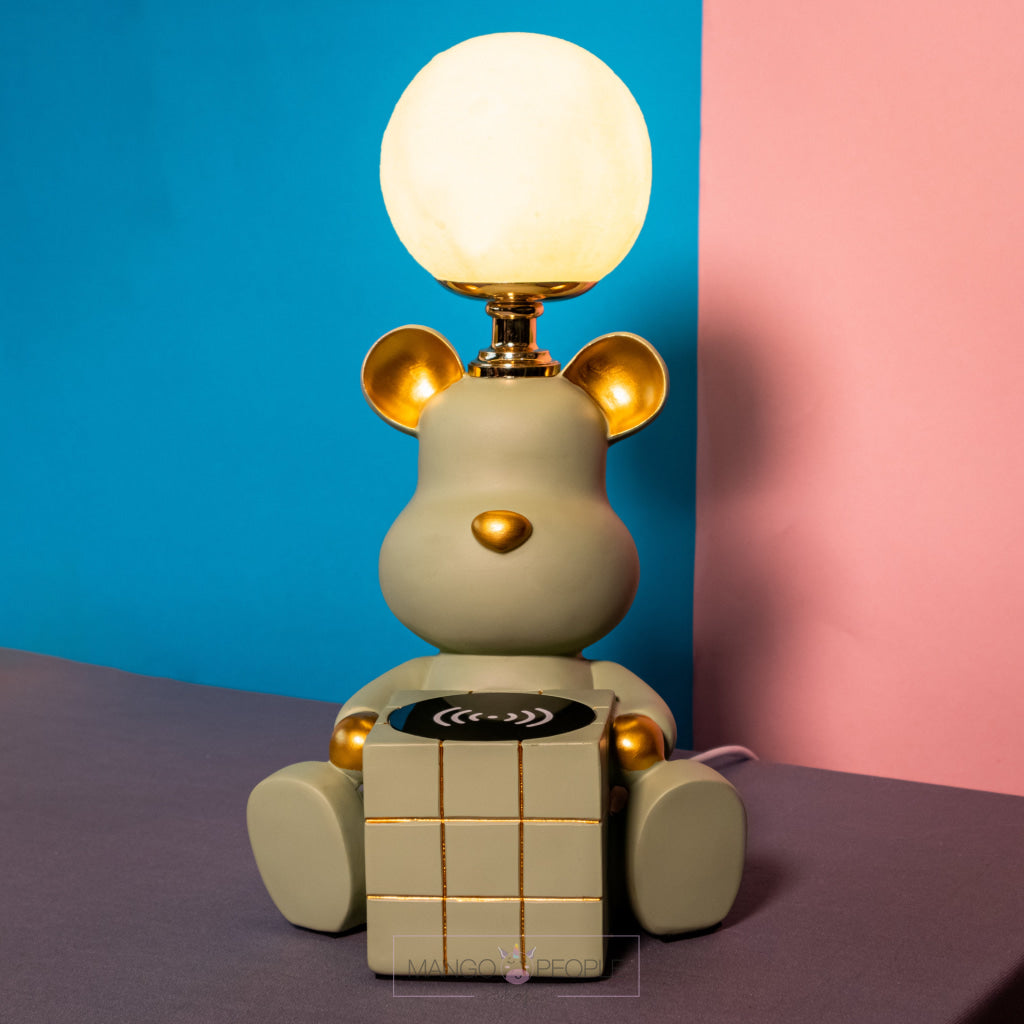 Wireless Charging Lamp