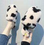 Load image into Gallery viewer, Furry Leopard Print Slippers - Light Pink Plush Slippers Mango People Local 
