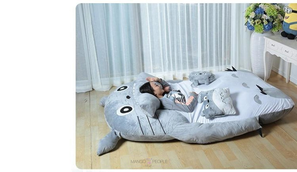 Totoro Bed/Comforter Bed Mango People Factory 