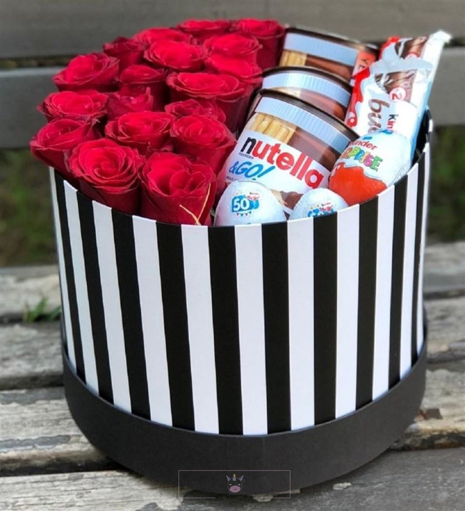Red Roses & Chocolates Surprises Gift Box Gift Hamper Mango People Flowers 
